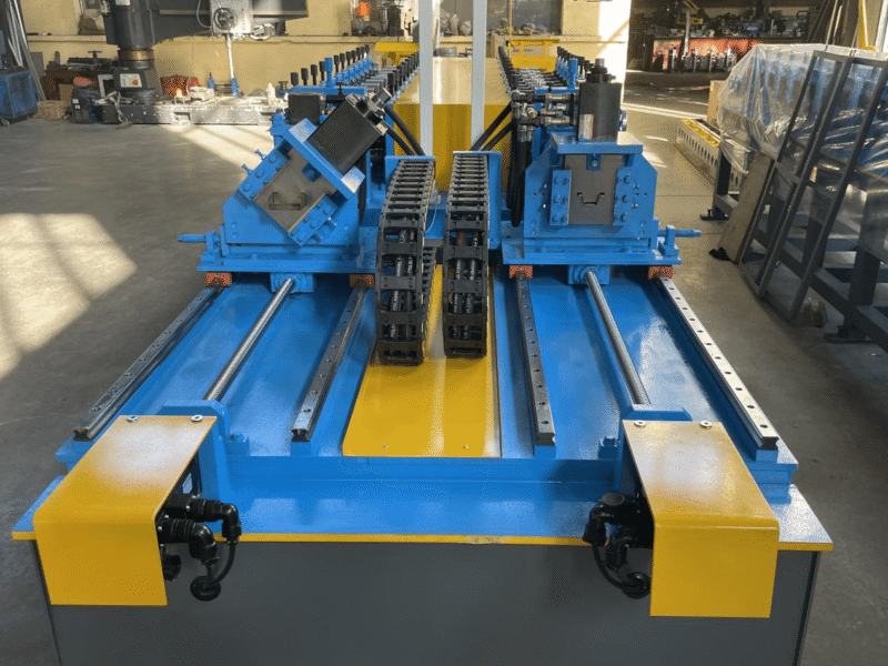 C stud metal steel and Hat profile on one roll forming machine