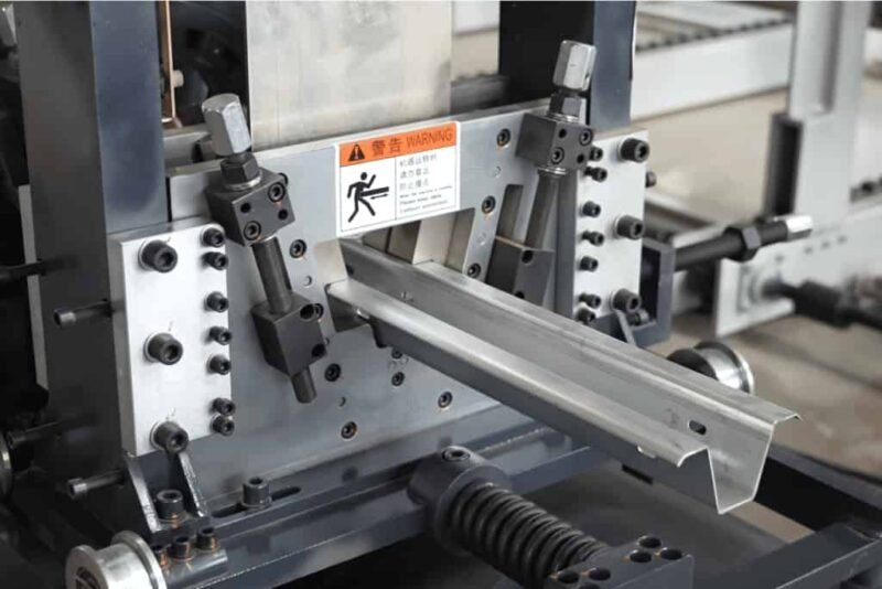hat-furring-purlin-machine-
