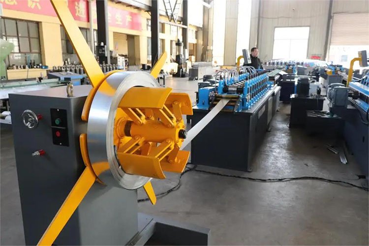 Top Hat Furring Channel Light Gauge Steel Machine