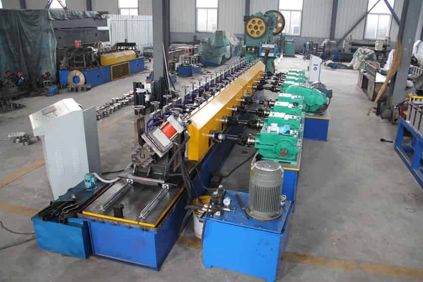  automatic-solar-panel-bracket-machine